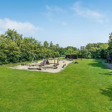 In With Outdoor Swimming Pool Ferienhaus *